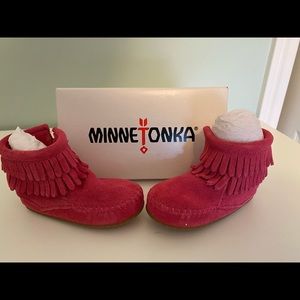 Infant size 5 Minnetonka Boots